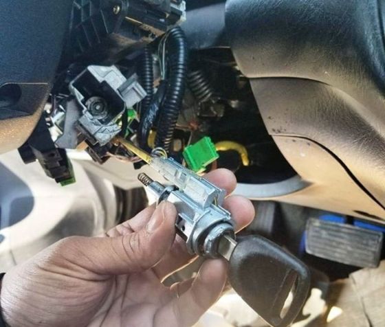 Car Lock Cylinder Replacement